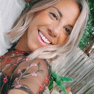 Meet your Posher, Karina